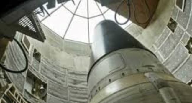 Ουκρανία : Θα χρησιμοποιηθούν πυρηνικά όπλα ; του Βαγγέλη Χωραφά